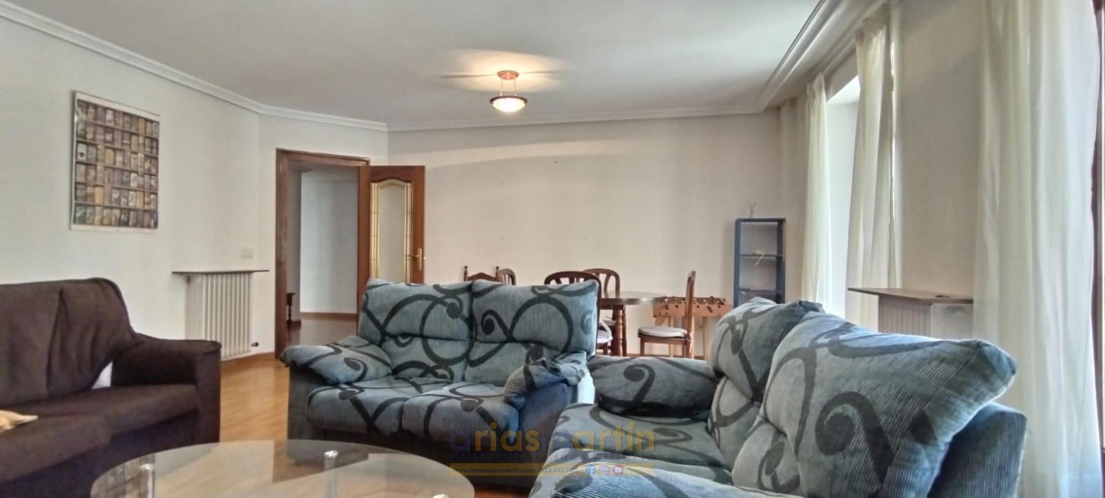 Living room of Flat to rent in Salamanca Capital  with Heating, Terrace and Furnished