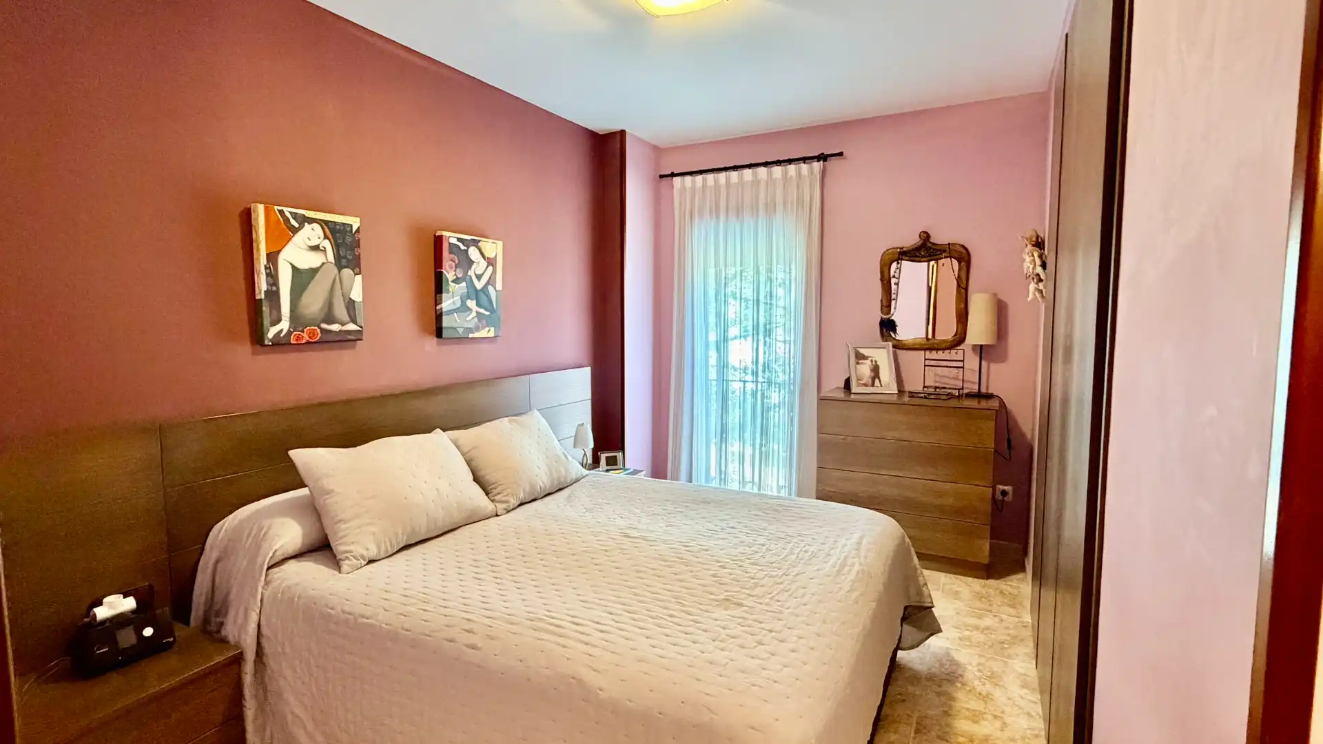 Habitación de Casa adosada en venta en Palau-saverdera con Aire acondicionado, Calefacción y Jardín privado
