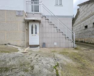 Vista exterior de Apartament de lloguer en Ourense Capital  amb Calefacció, Parquet i Moblat