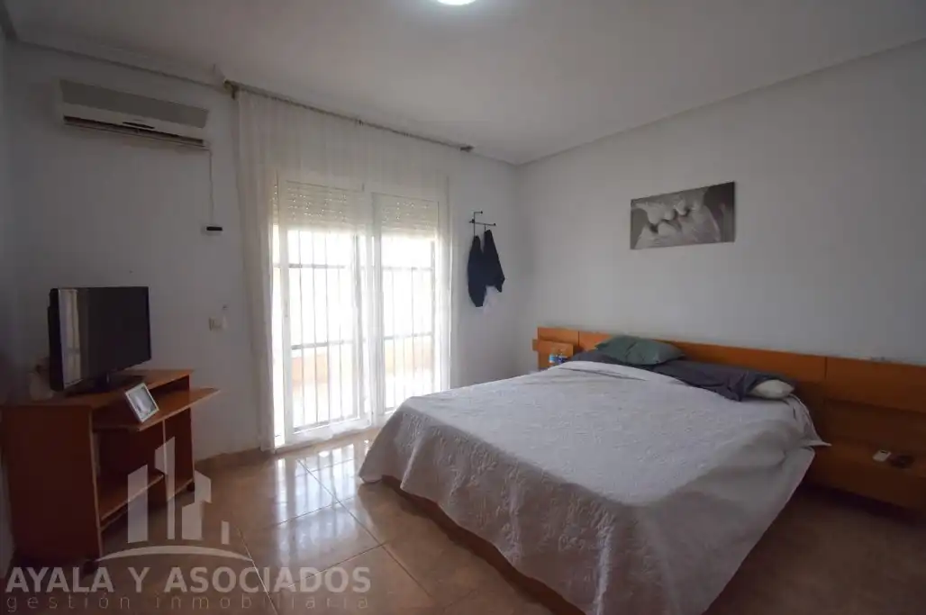 Habitación de Casa o chalet en venta en Cartagena con Aire acondicionado, Calefacción y Jardín privado