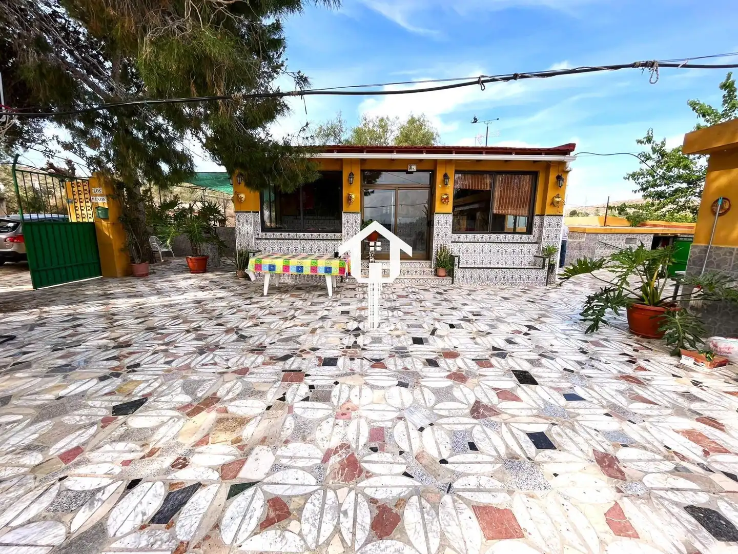 Casa con jardín en venta en Carrer santa anna, imagen 2
