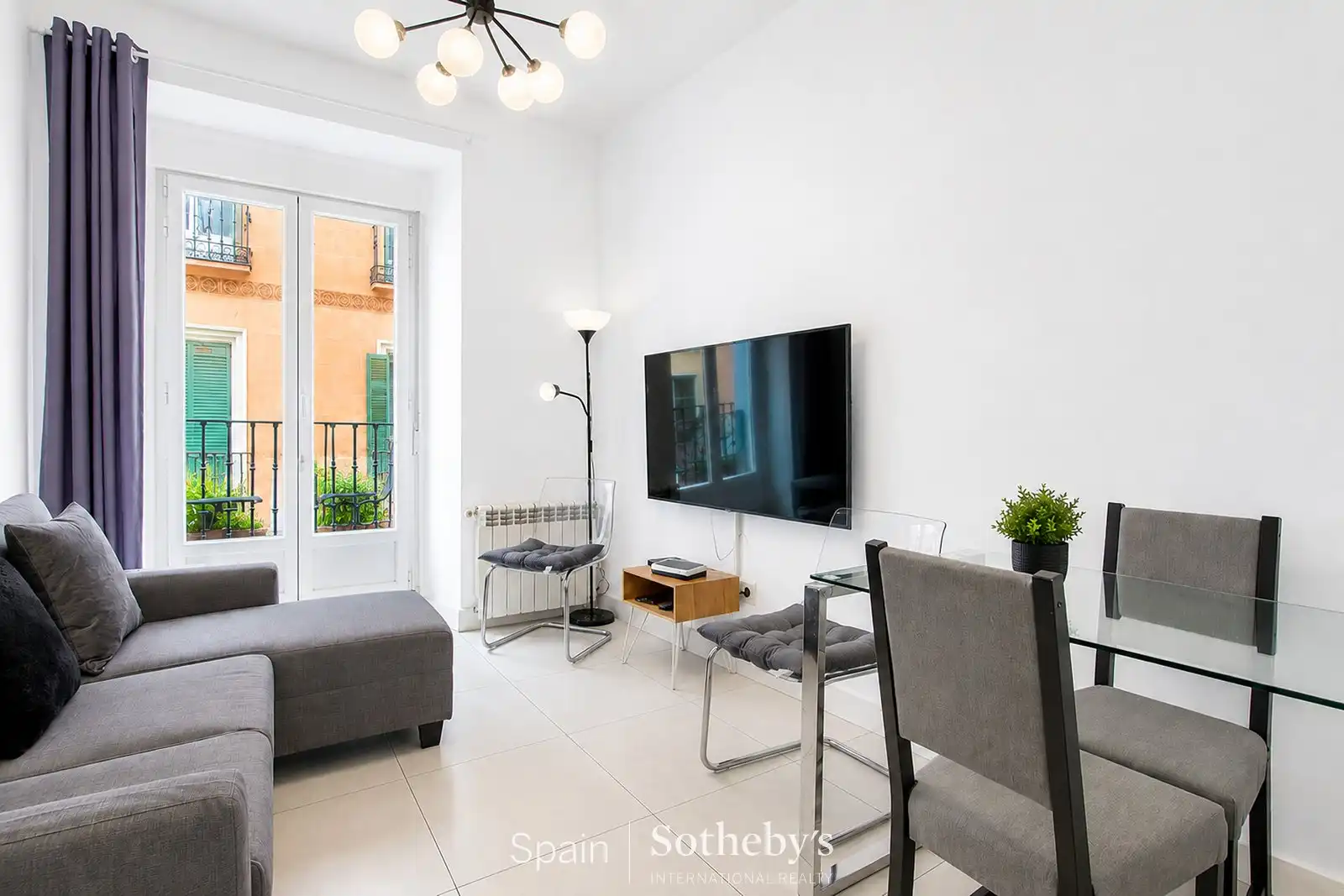 Apartament amb ascensor en venda a Calle de la Estrella