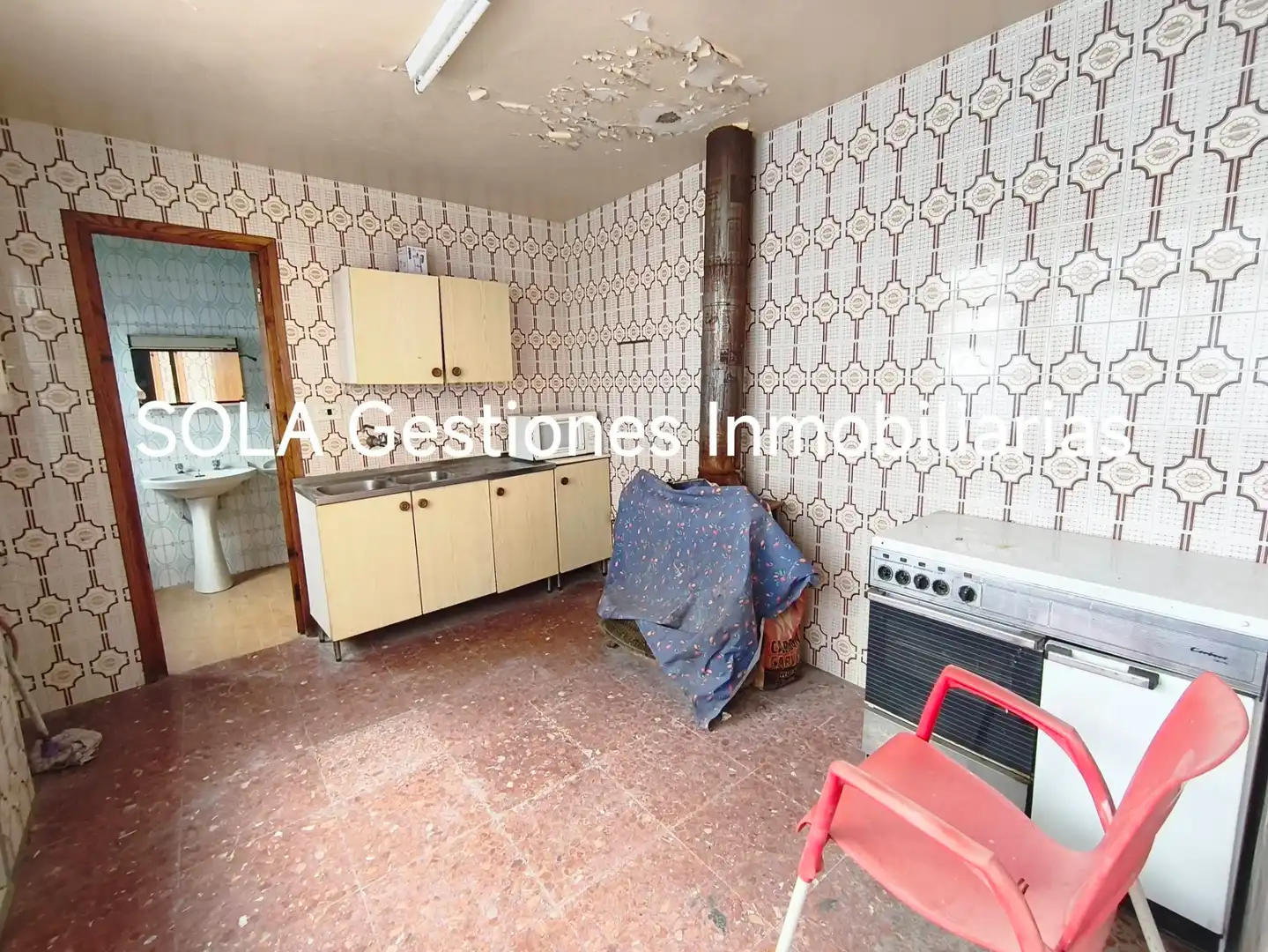 Casa con jardín en venta en Torreperogil, imagen 2