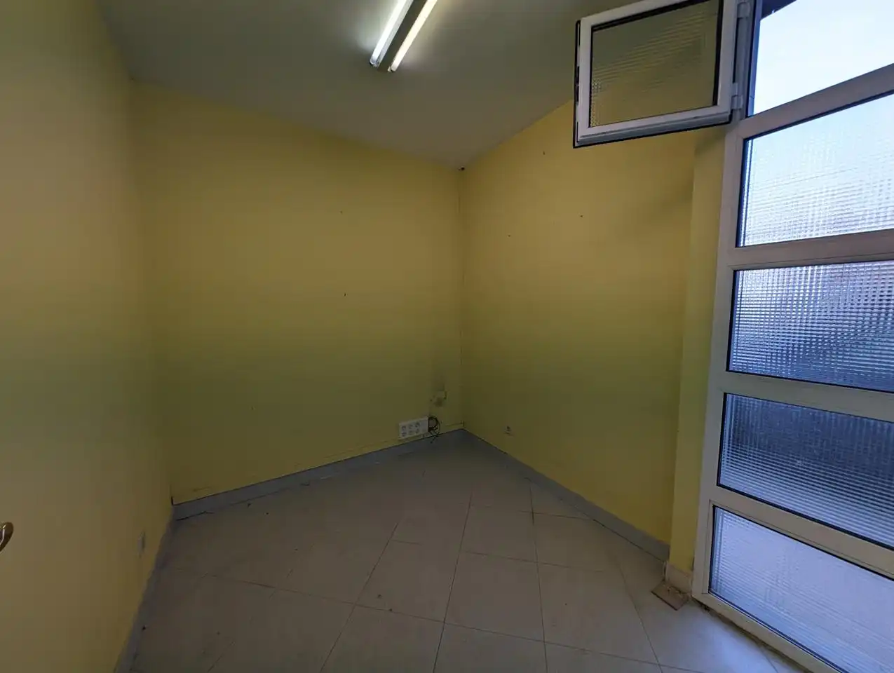 Local comercial en venta en Iparragirre Kalea, imagen 9