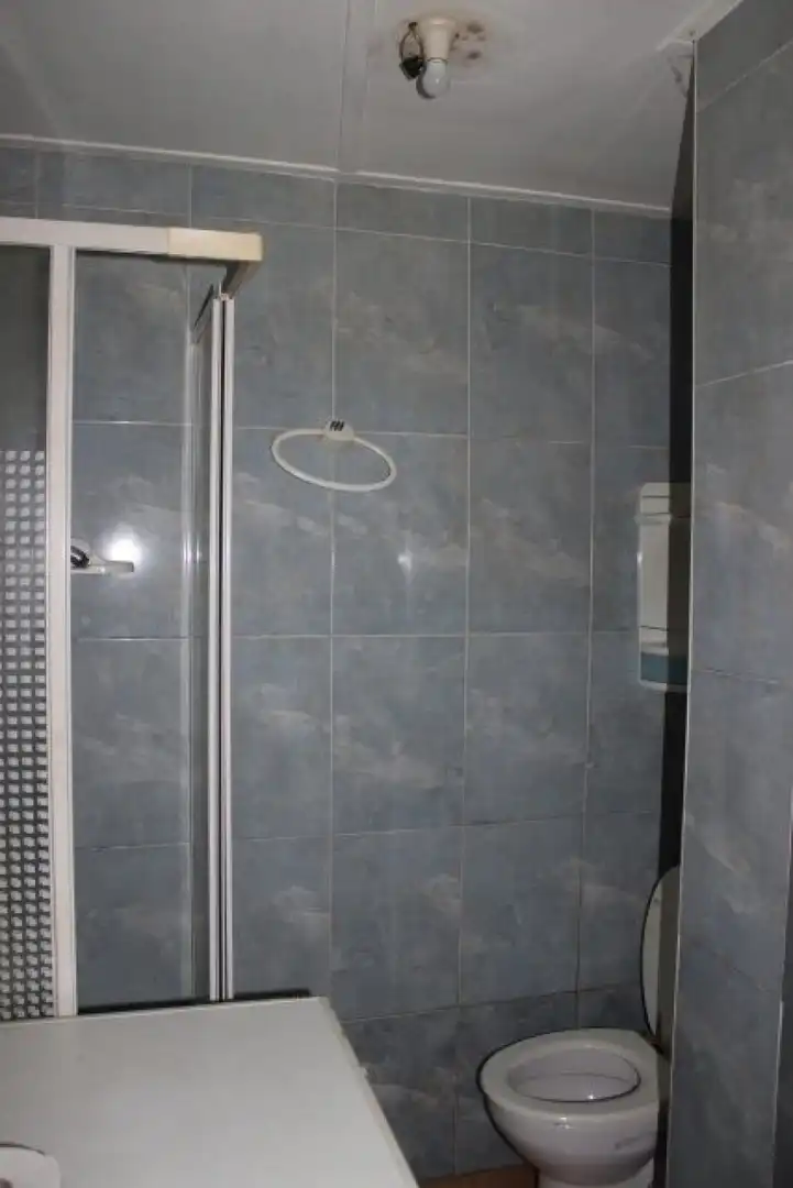 Badezimmer von Geschaftsraum zum Verkauf in Medio Cudeyo