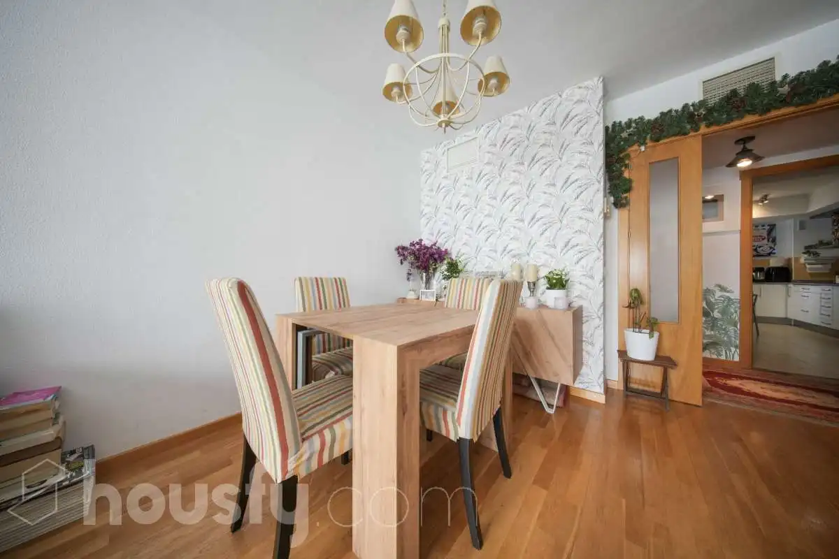 Flat with pool for sale in Cl. Castiello de Jaca ., imagen 3