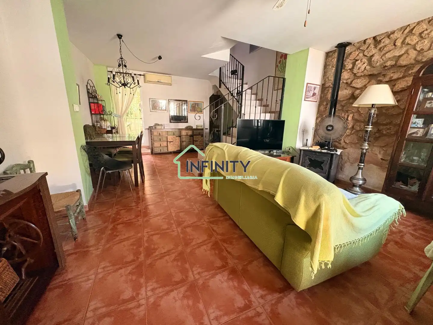 Sala d'estar de Casa o xalet en venda en Vilallonga / Villalonga amb Aire condicionat, Calefacció i Moblat
