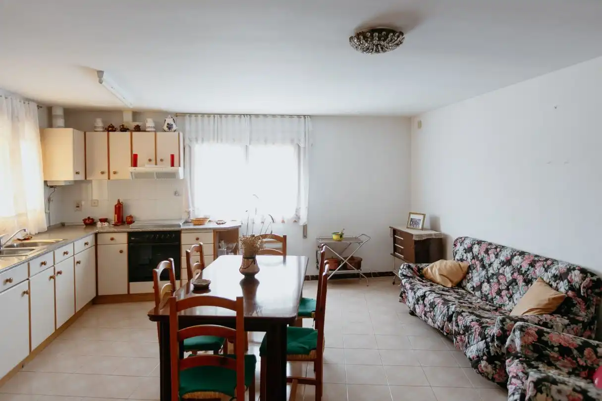 Sala de estar de Casa o chalet en venta en Casbas de Huesca con Calefacción, Jardín privado y Trastero