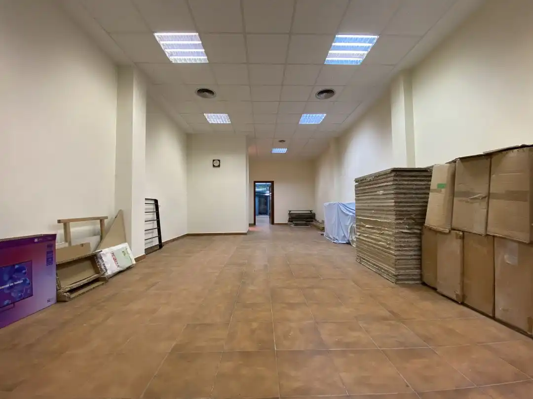 Local comercial en venta en Zubiaurre Kalea
