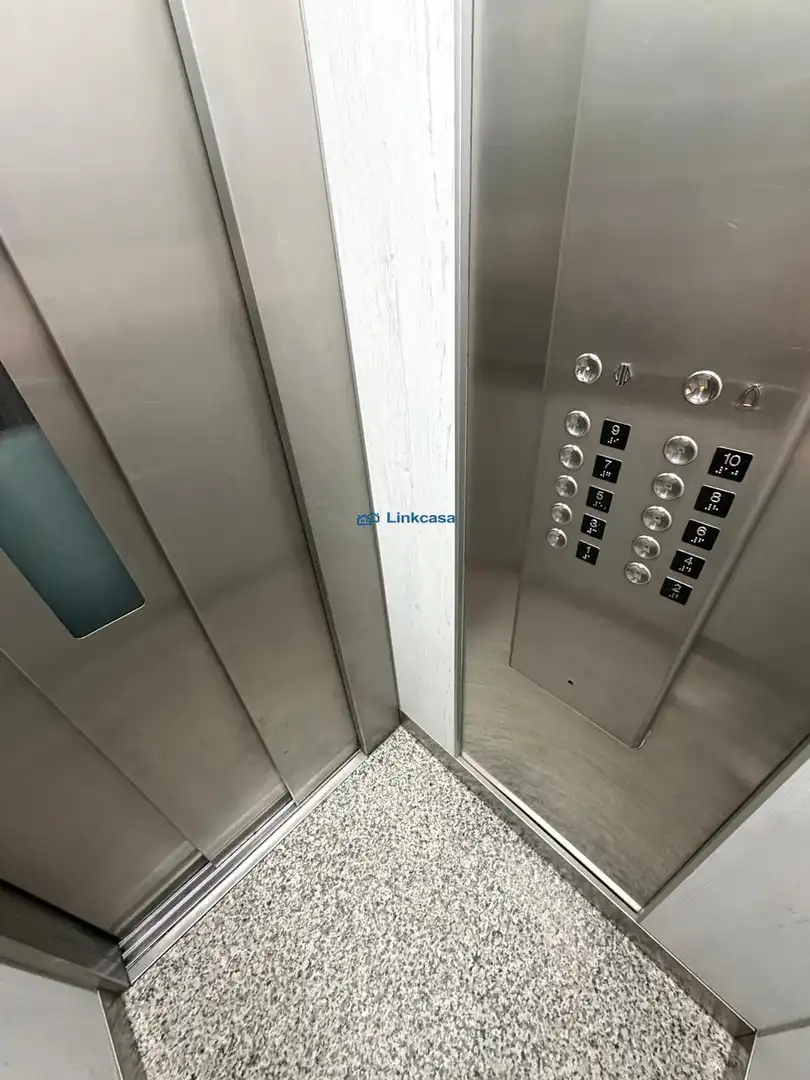 Parking de Piso en venta en Leganés con Aire acondicionado, Calefacción y Trastero