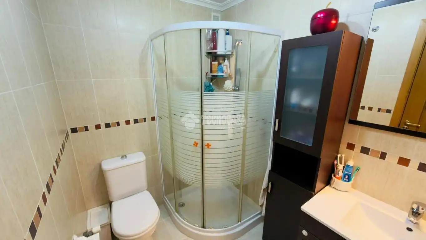 Badezimmer von Wohnung zum Verkauf in Seseña mit Heizung, Terrasse und Balkon