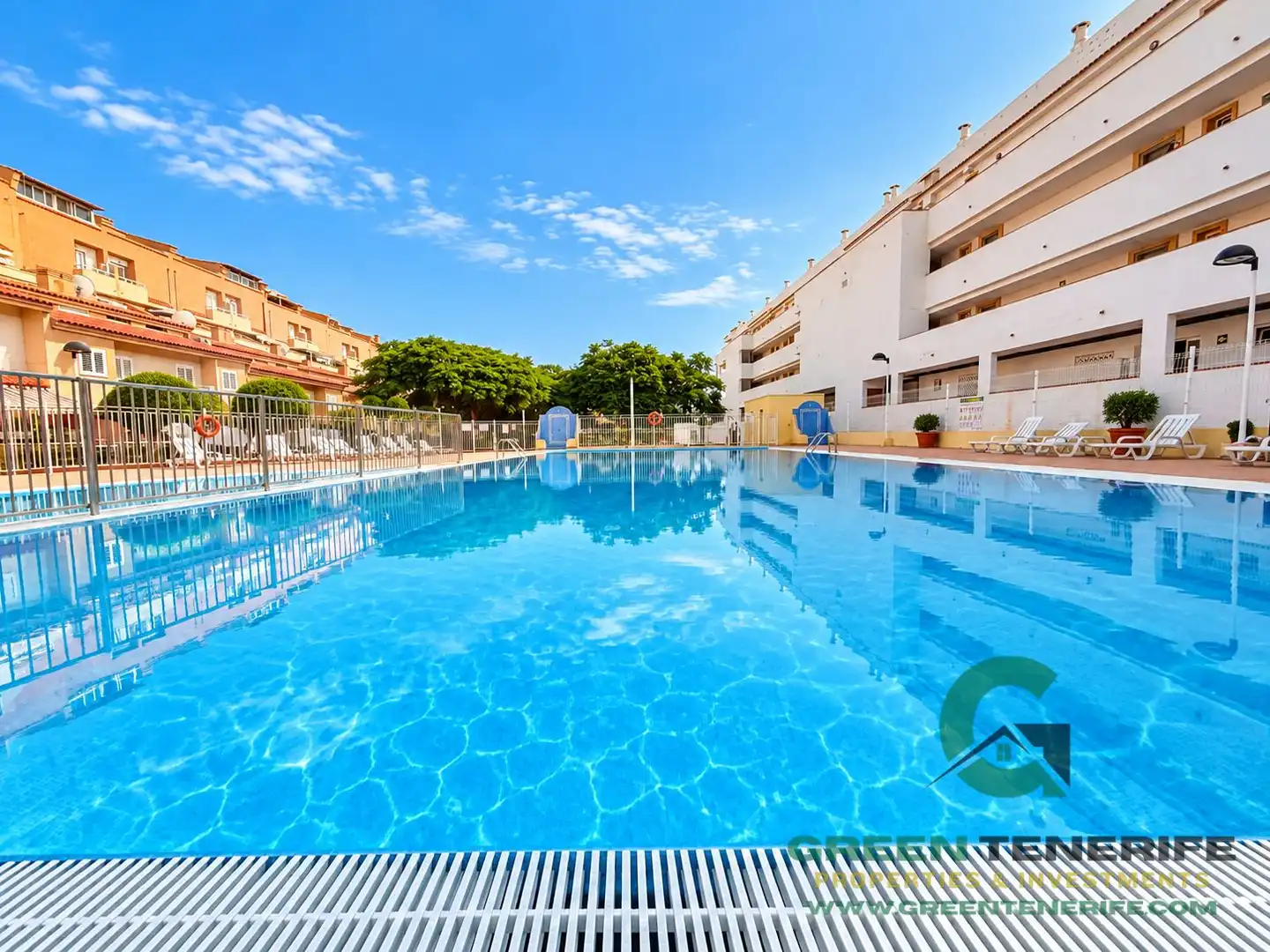 Swimming pool of Flat for sale in Adeje  with Terrace and Storage room