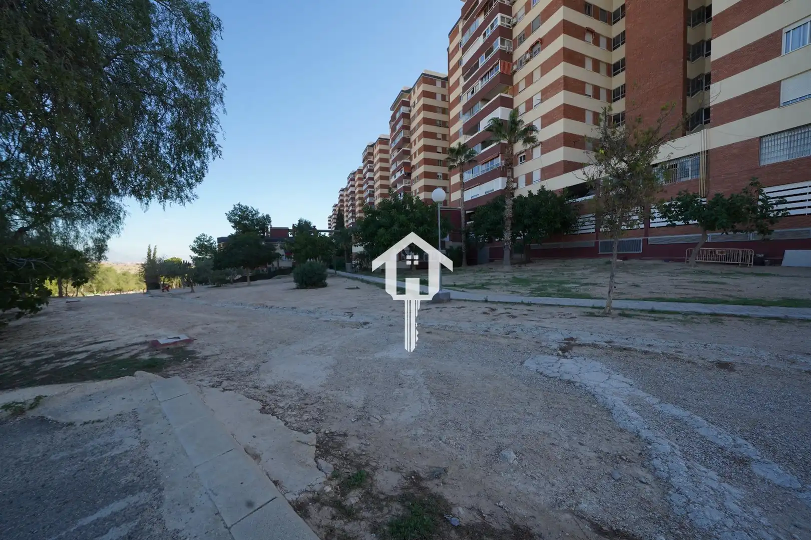 Pis amb piscina en venda a Calle PINTOR PEDRO CAMACHO, imagen 58