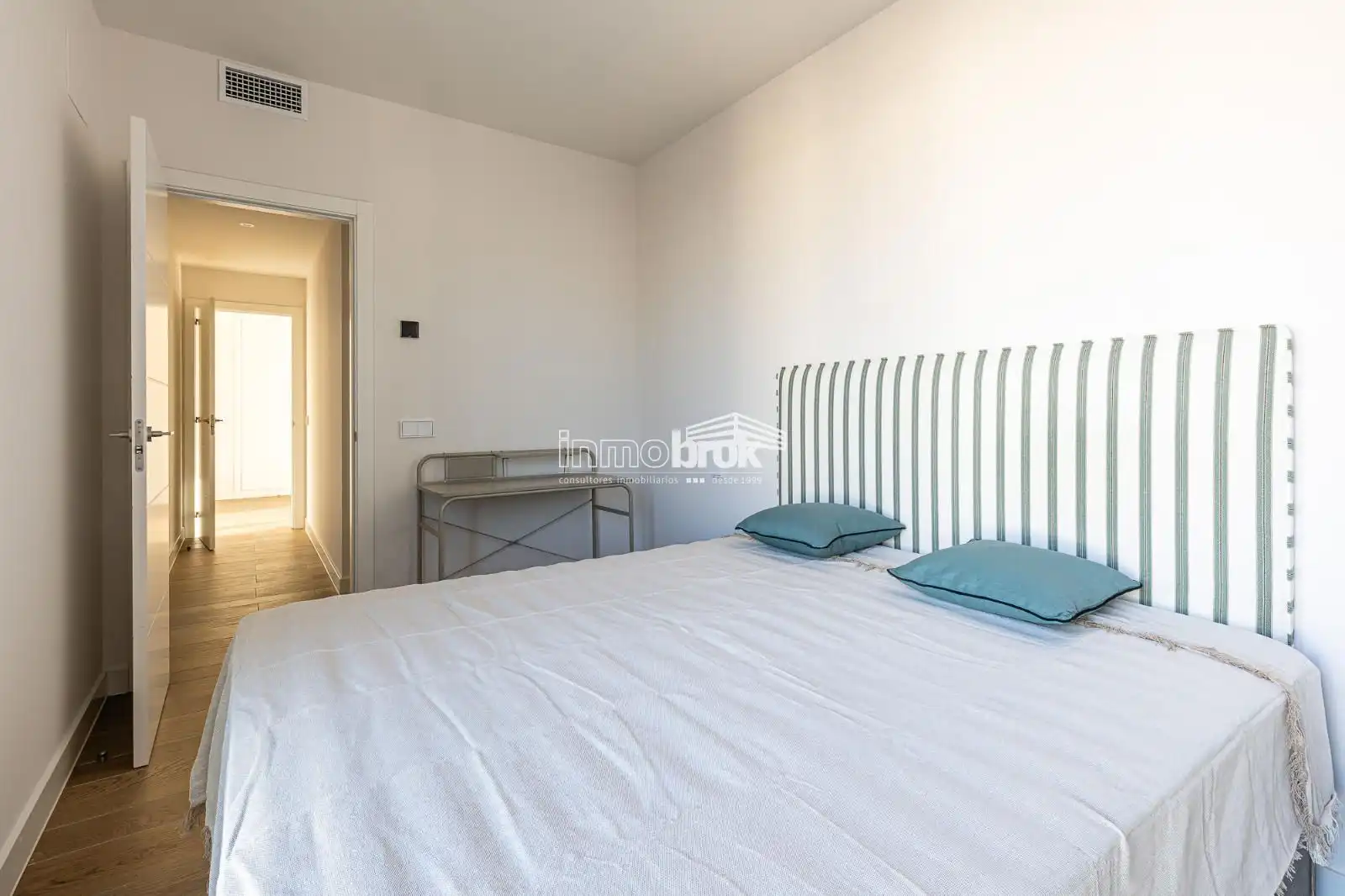 Habitación de Ático de alquiler en Madrid con Aire acondicionado, Calefacción y Terraza