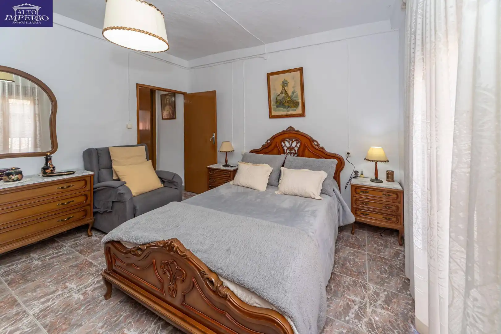 Schlafzimmer von Einfamilien-Reihenhaus zum Verkauf in La Peza mit Balkon