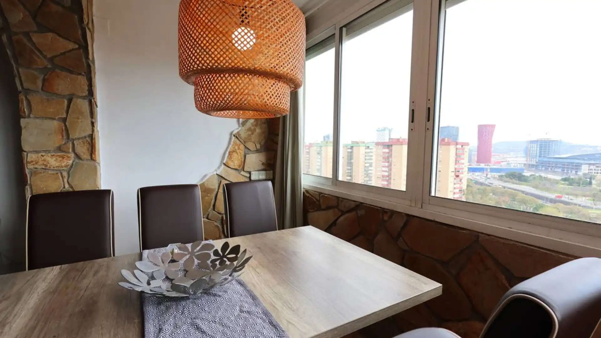 Dining room of Flat for sale in L'Hospitalet de Llobregat  with Air Conditioner, Heating and Balcony