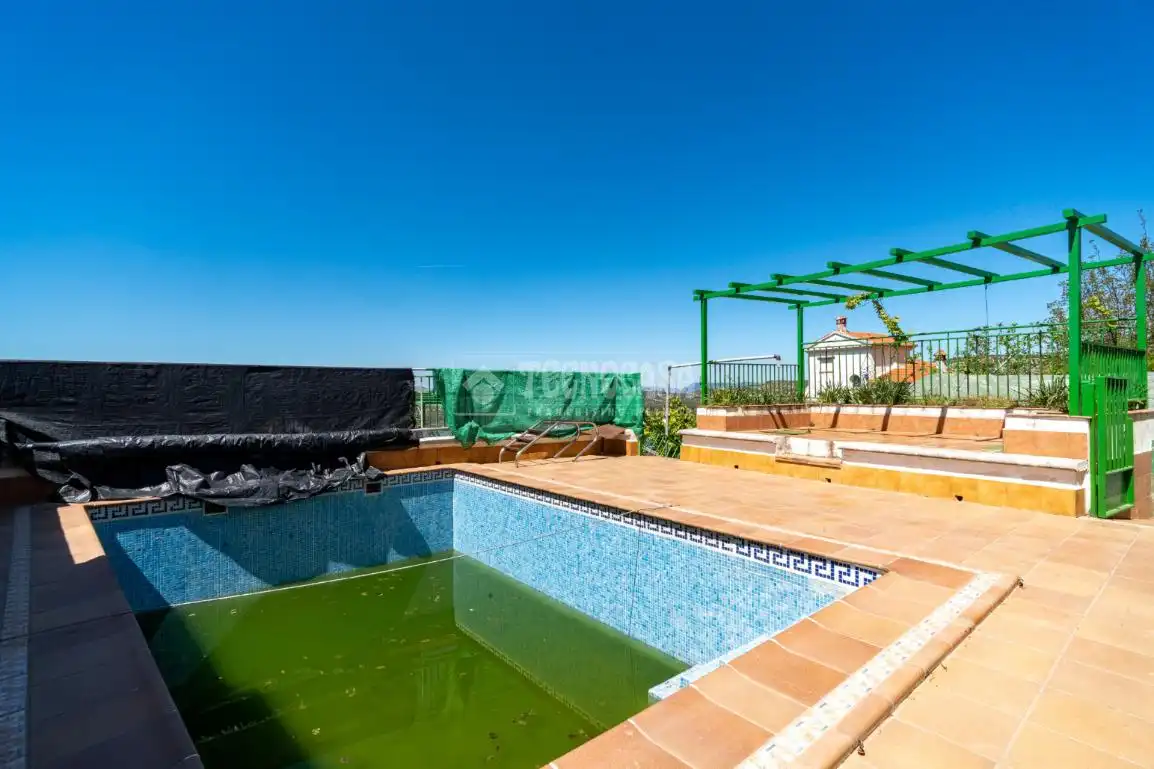 Piscina de Casa o chalet en venta en Alfacar con Aire acondicionado, Calefacción y Terraza