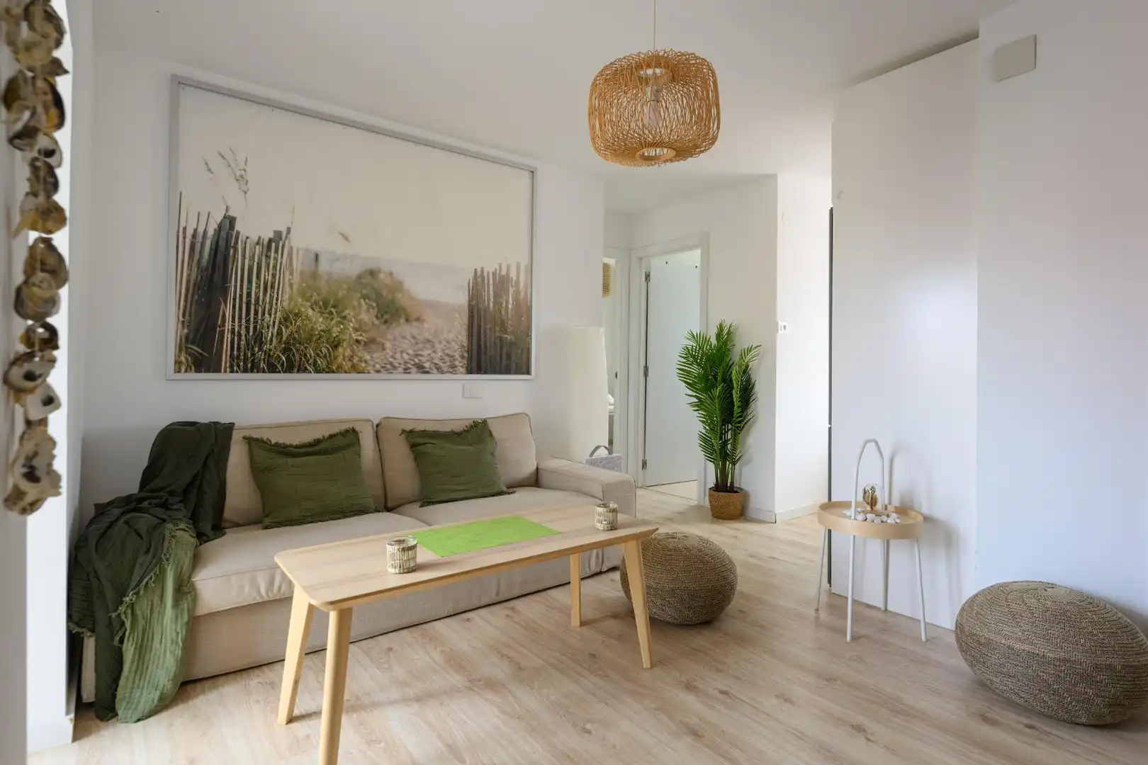 Sala d'estar de Pis en venda en Las Palmas de Gran Canaria amb Parquet i Balcó