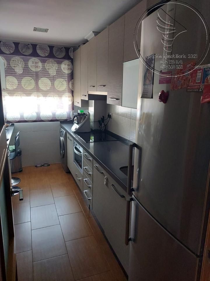 Cuina de Dúplex en venda en Linares amb Aire condicionat