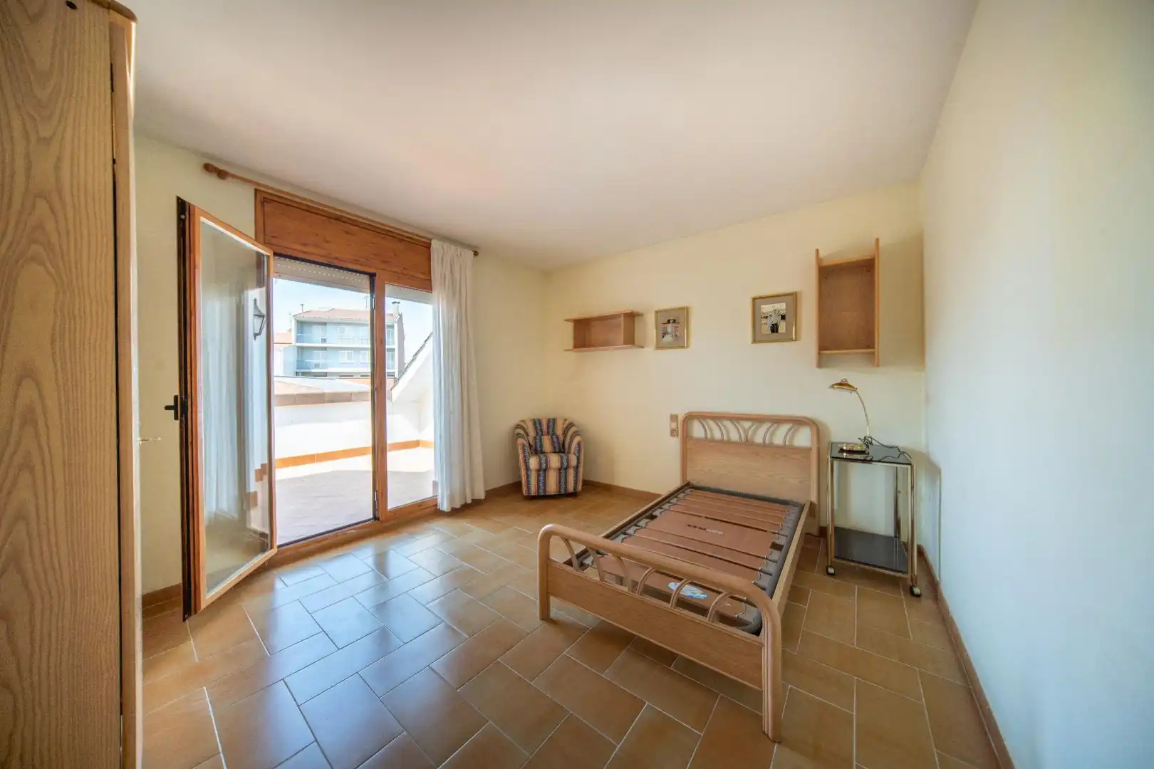 Dormitori de Casa o xalet en venda en Calaf amb Calefacció, Terrassa i Moblat