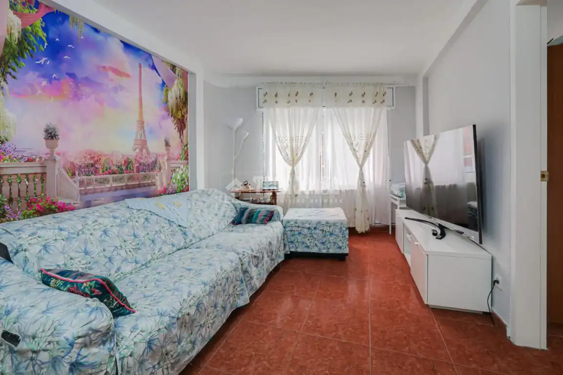 Appartamento in vendita a Nou Barris, imagen 2