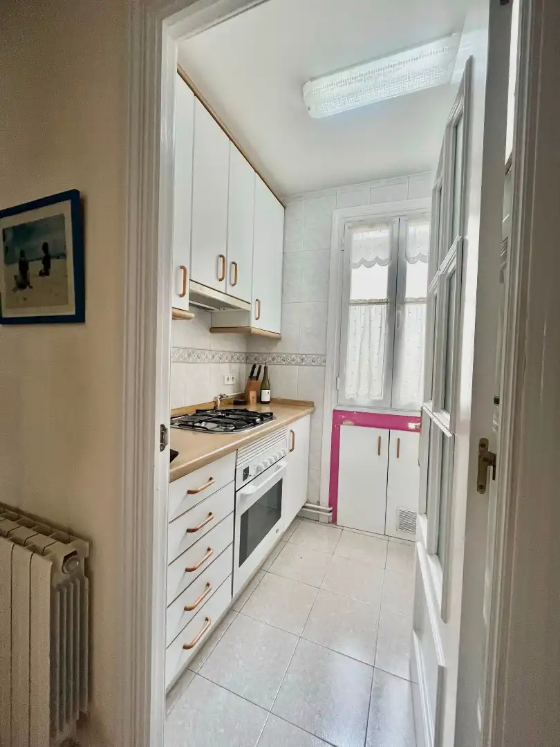 Küche von Wohnung zur Miete in Madrid mit Klimaanlage, Heizung und Parkett