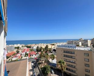 Vista exterior de Apartament de lloguer en Torremolinos amb Calefacció, Terrassa i Piscina comunitària