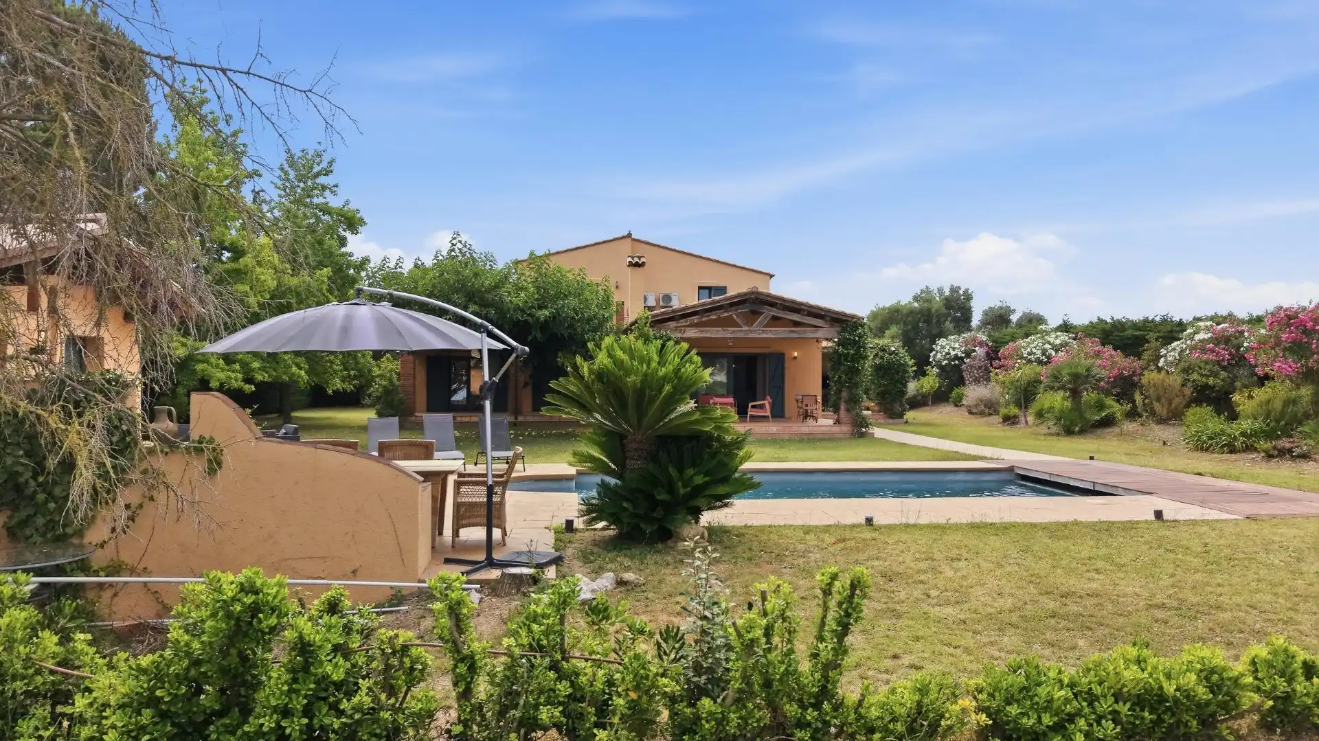 Jardín de Casa o chalet de alquiler en Peralada, Girona