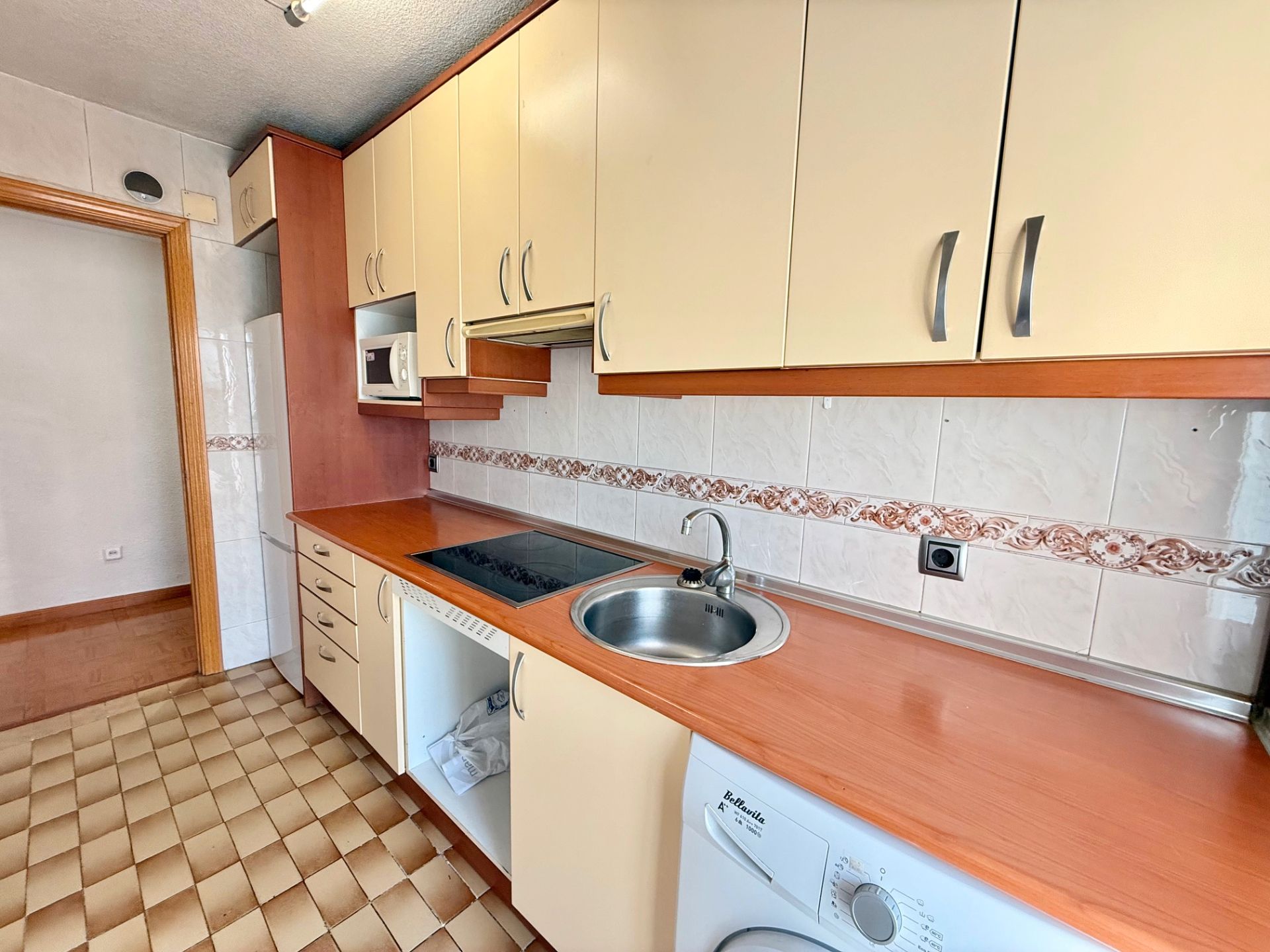 Kitchen of Flat for sale in  Madrid Capital  with Air Conditioner, Heating and Terrace