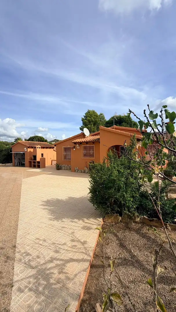 Casa con piscina en venta en Escandinavia - Cautivador