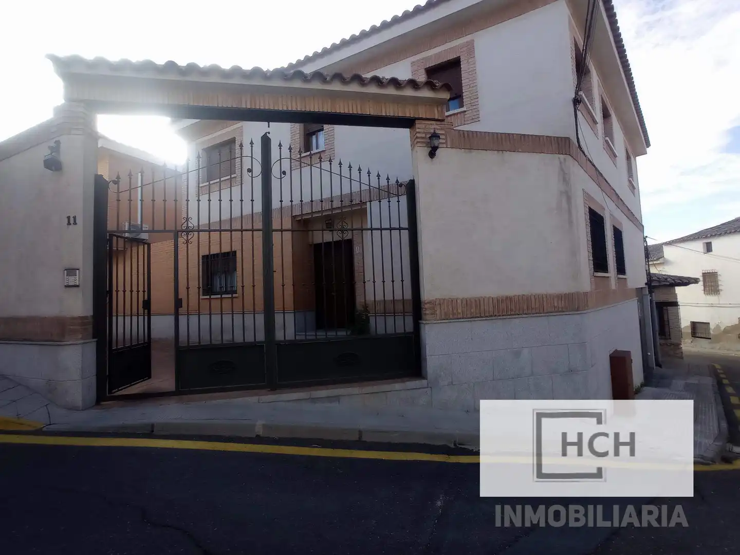 Casa adosada en venta en Calle las Monjas, 11, La Puebla de Montalbán
