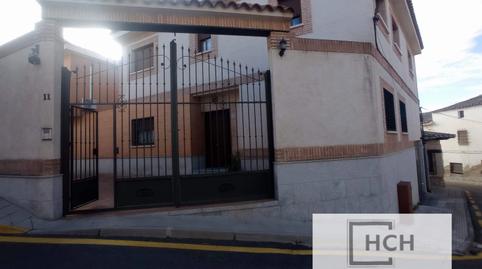 Foto 2 de Casa adosada en venda a Calle las Monjas, 11, La Puebla de Montalbán, Toledo