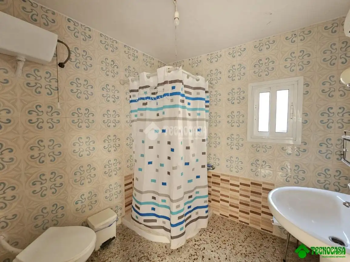 Bany de Casa adosada en venda en Balazote