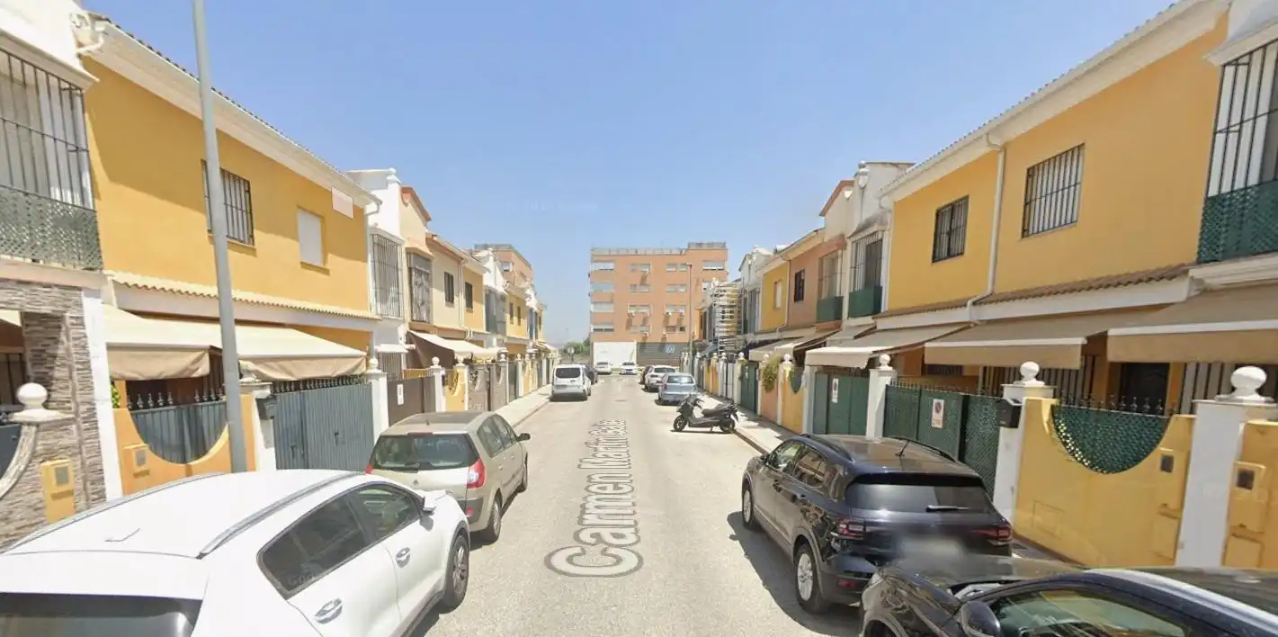 House with pool for sale in CARMEN MARTIN GAITE