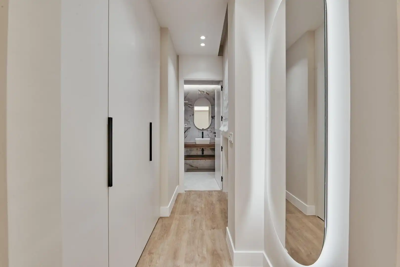 Flat for sale in Madrid  with Air Conditioner, Heating and Furnished