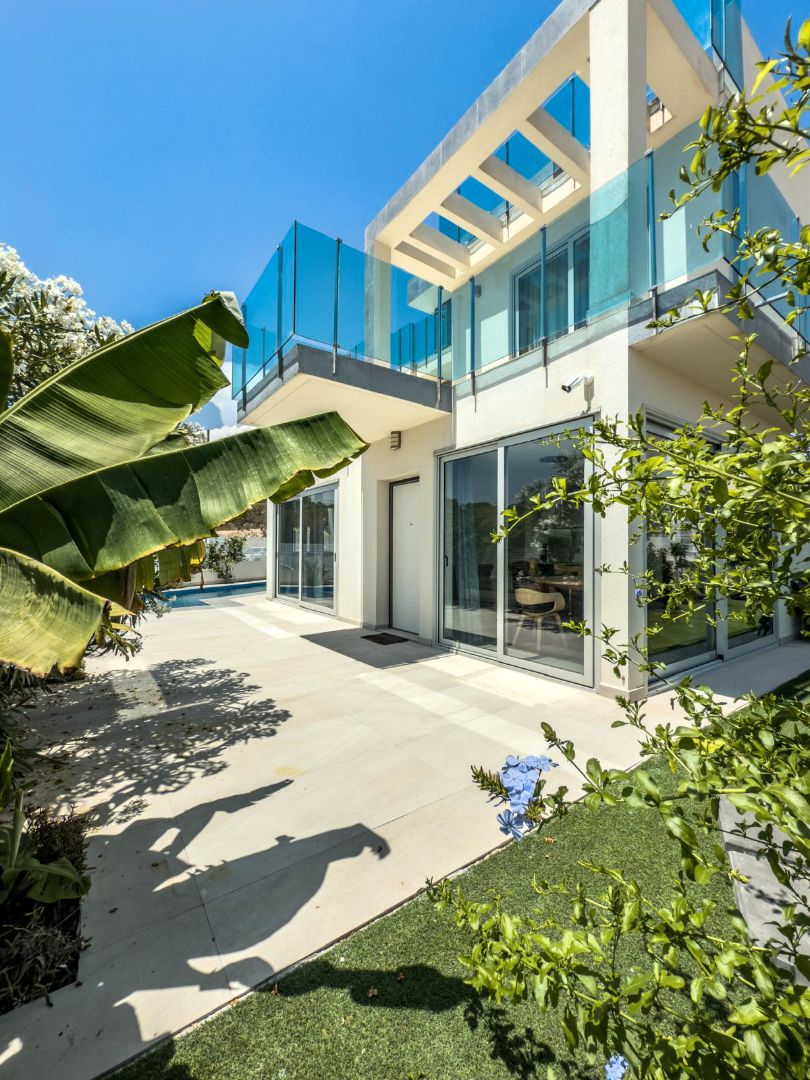 Casa o chalet en venta en Carrer d'Equador, Balcón de Finestrat - Terra Marina