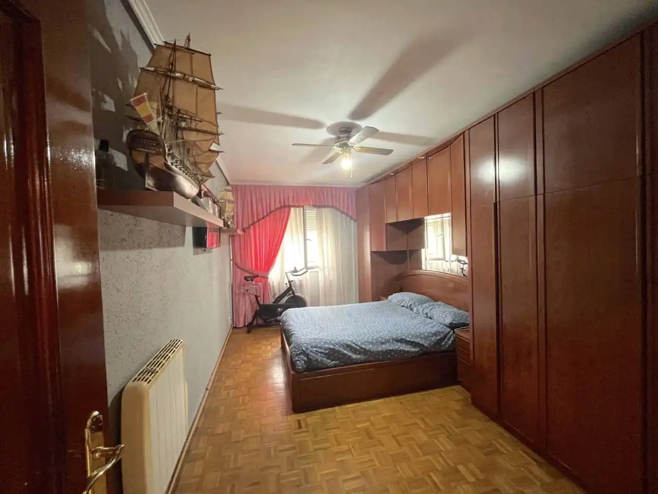 Bedroom of Flat for sale in Erandio  with Heating, Terrace and Furnished