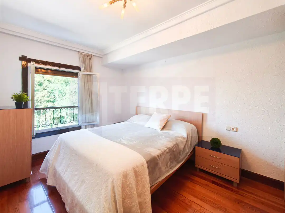 Bedroom of Flat for sale in Errenteria  with Furnished and Balcony