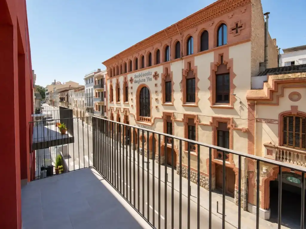 Vista exterior de Pis en venda en Vilafranca del Penedès amb Aire condicionat, Forn i Balcó