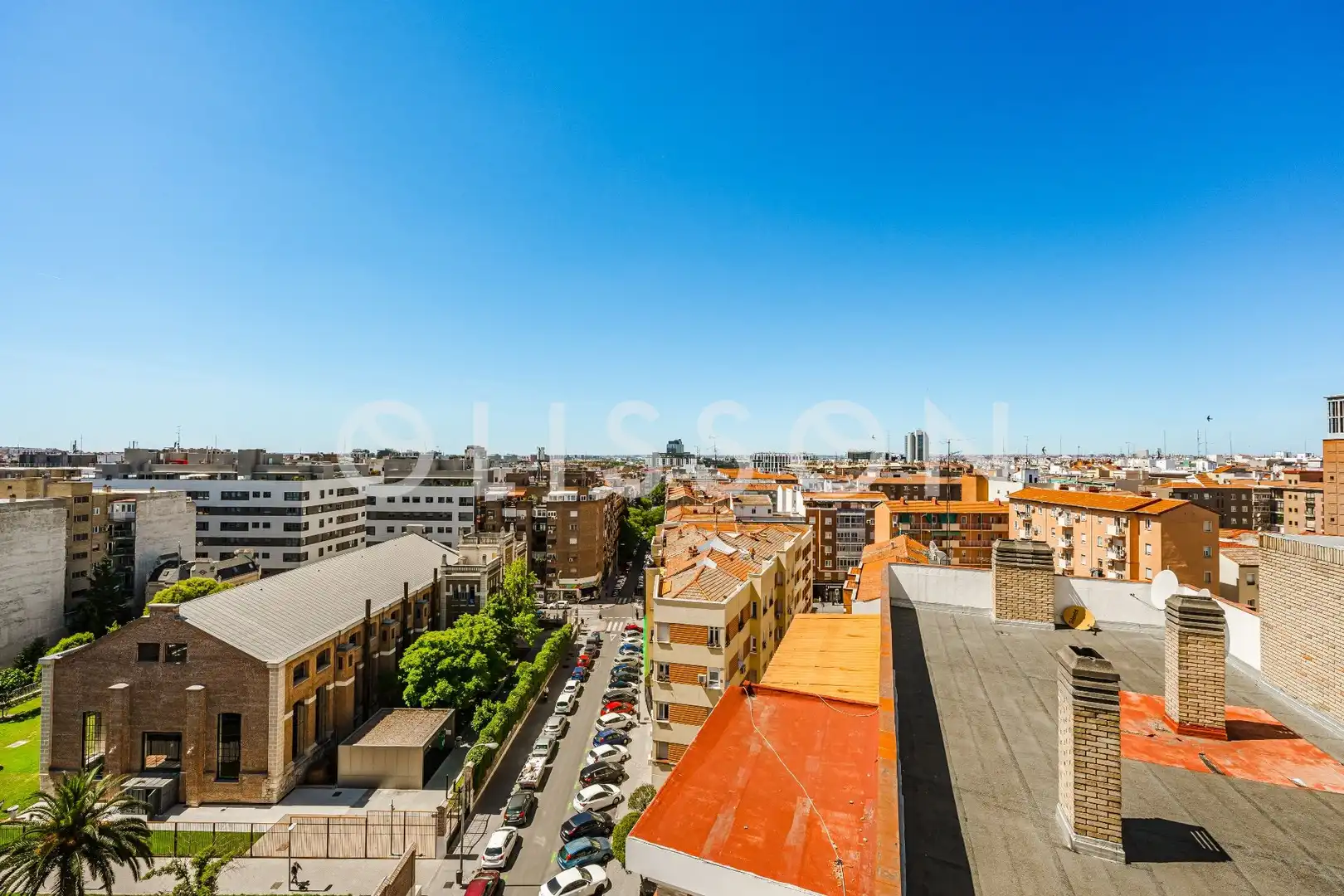 Vista exterior de Piso en venta en Madrid con Aire acondicionado, Calefacción y Jardín privado