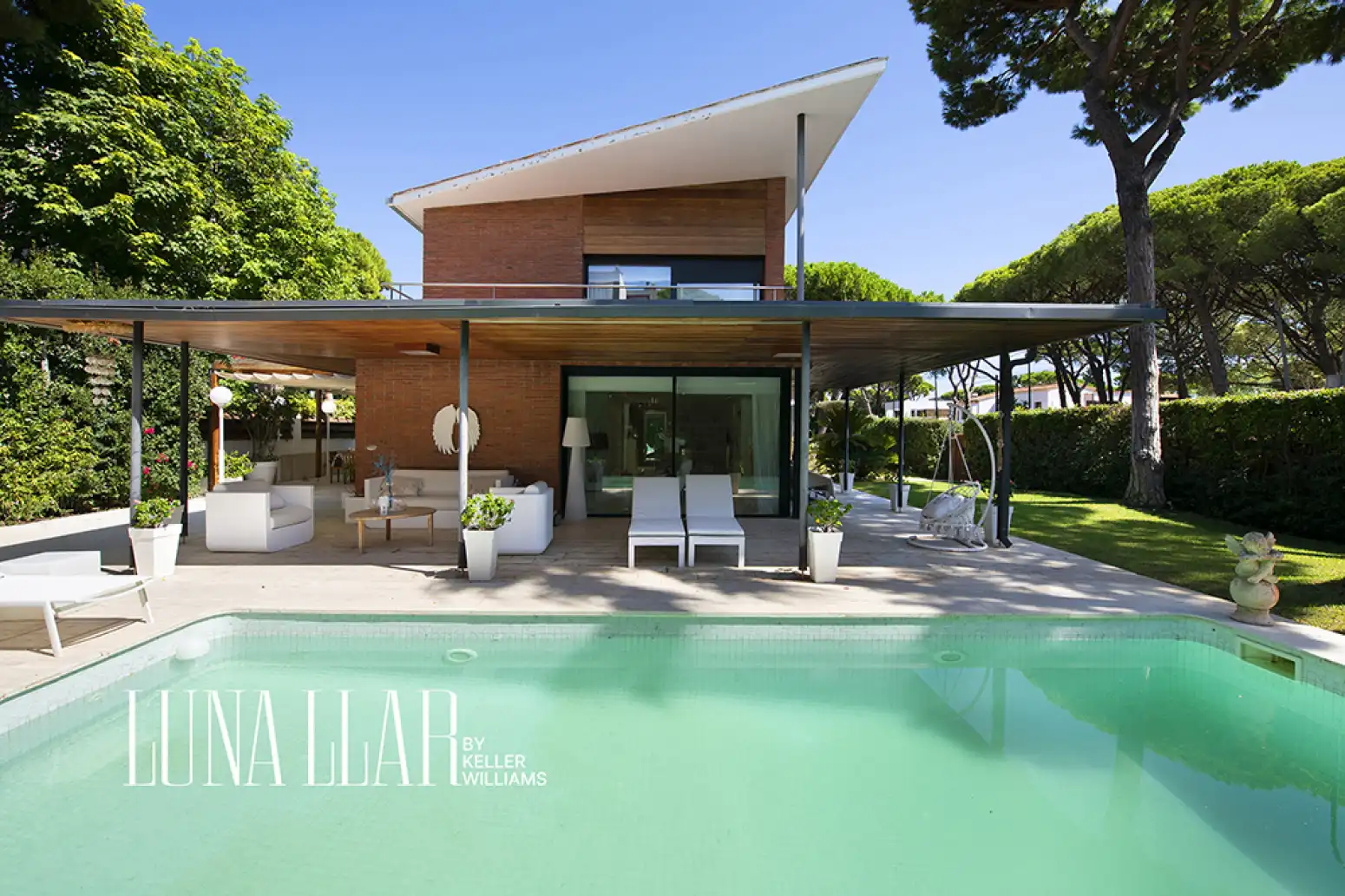 Terrace of Houses for sale in Castelldefels  with Swimming Pool