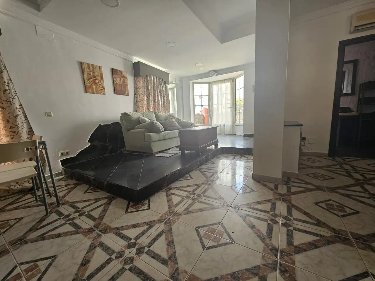 Ground floor for rent in Calle Volga, El Rocío - La Milagrosa