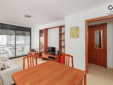 Flat with balcony for sale in Eixample - Horta Capallera