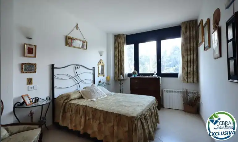 Habitación de Piso en venta en Llançà con Calefacción, Jardín privado y Terraza