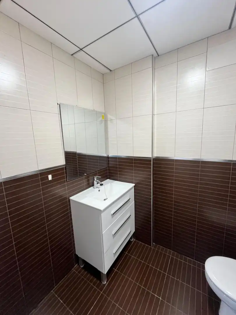 Baño de Oficina de alquiler en Elche / Elx