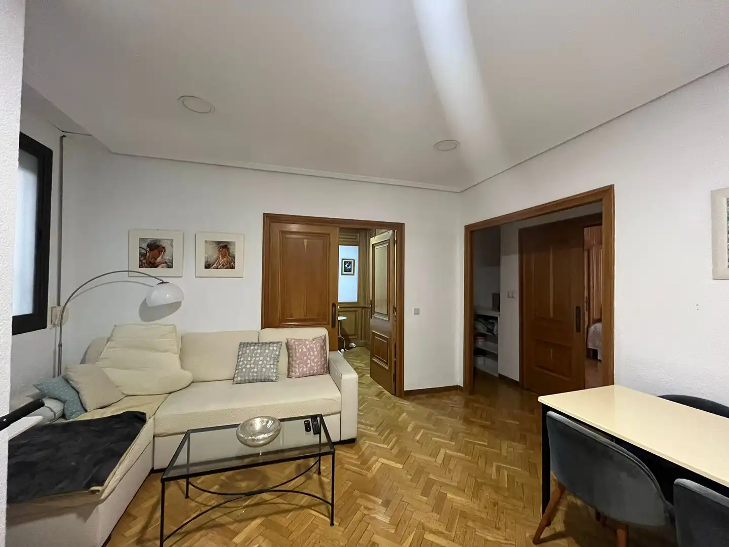 Sala d'estar de Pis de lloguer en Valencia amb Aire condicionat, Calefacció i Parquet