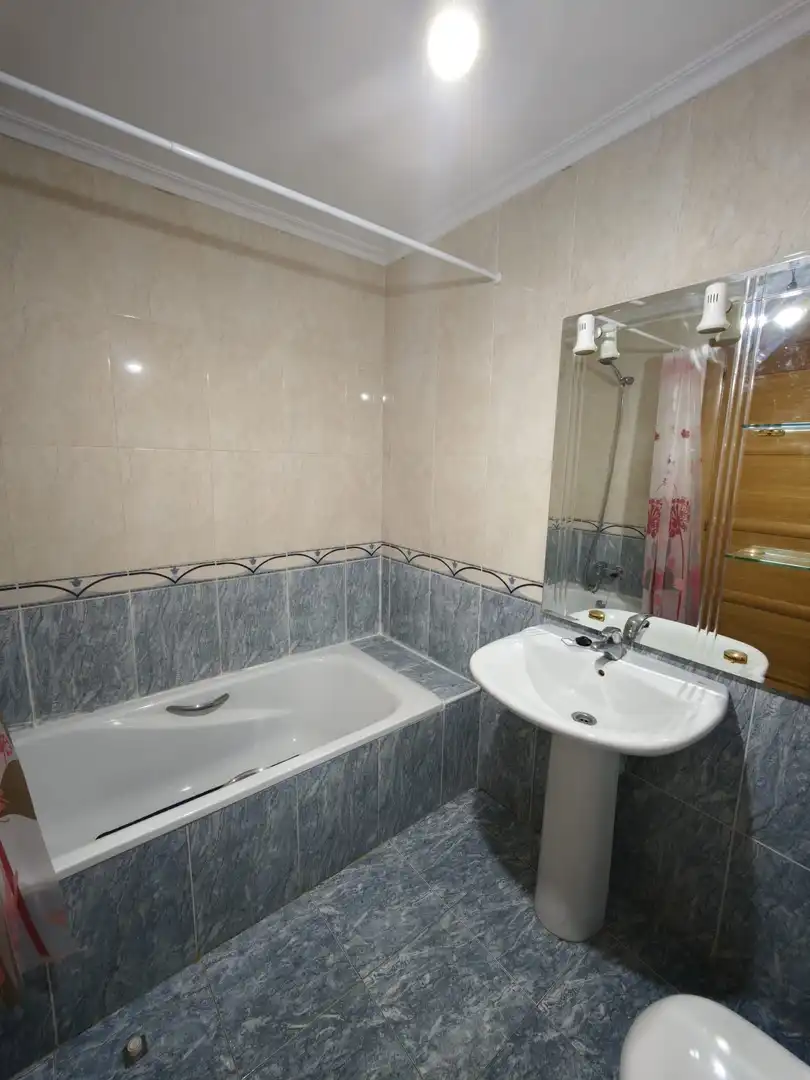Bathroom of Flat for rent in Valencia de Don Juan  with Heating and Terrace