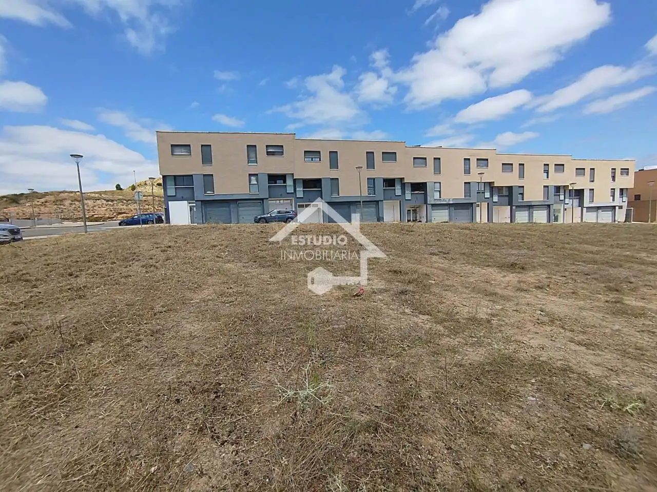 Residencial en venda en Viana