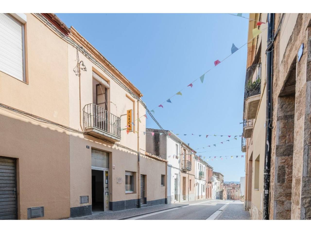 Vista exterior de Casa o chalet en venta en Llagostera con Jardín privado y Terraza