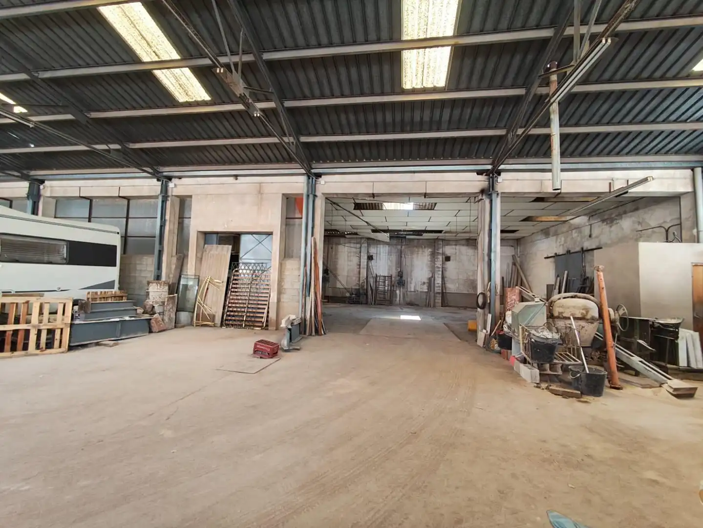 Industrial building for sale in Aspe Centro